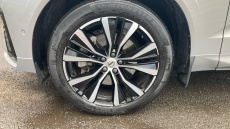 Volvo XC60 2.0 B4D Plus Dark 5dr AWD Geartronic Diesel Estate